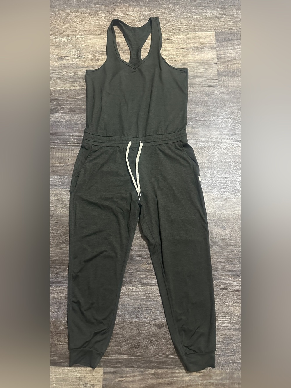 Vuori Lux Sleeveless Jumpsuit In Charcoal Heather - XS (S)